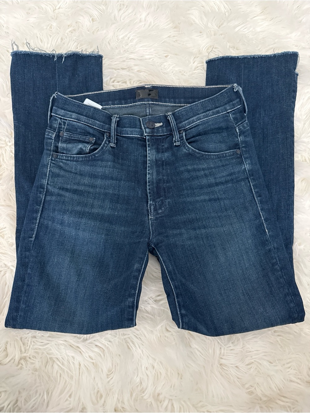 MOTHER Insider Crop Step Fray Jeans in Dark Navy